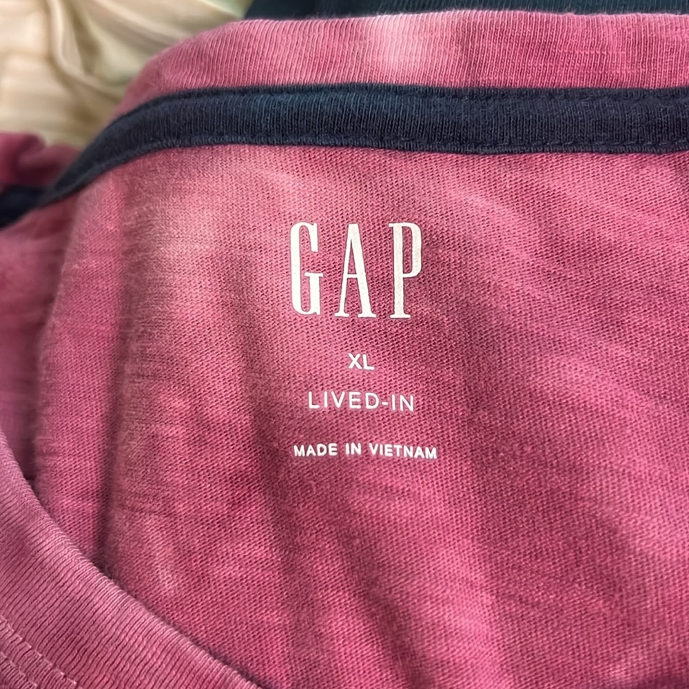NWT GAP XL Tie Dyed Tee #XX - Picture 3 of 3
